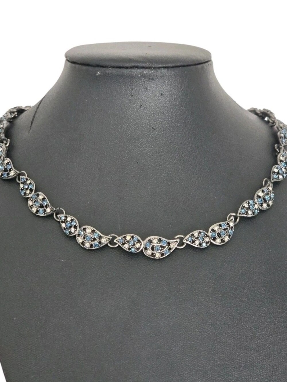 Vintage Blue Rhinestone Paisley Leaf Link Necklace Gunmetal Tone Elegant 17"